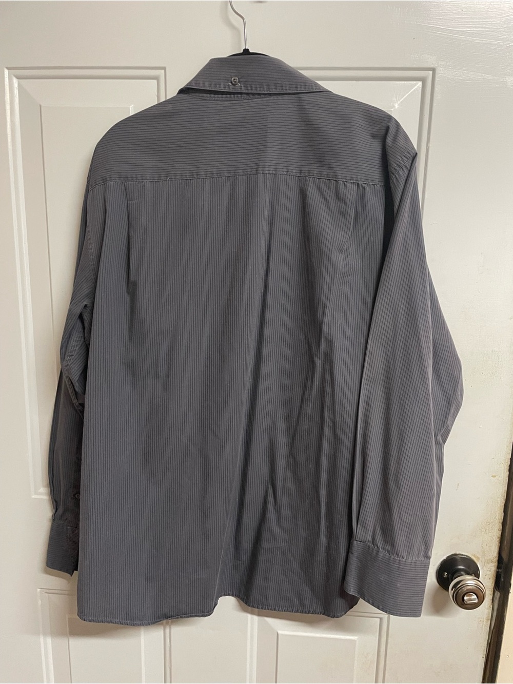 Bruno Conte Men’s Pinstripe Dress Shirt in Charcoal Gray L - Picture 2 of 3